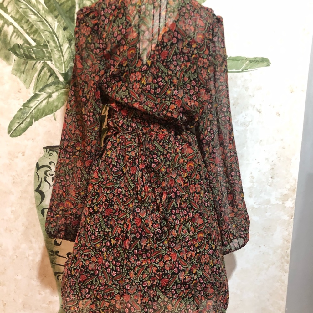 Urban outfitter wrap dress - Picture 2 of 5